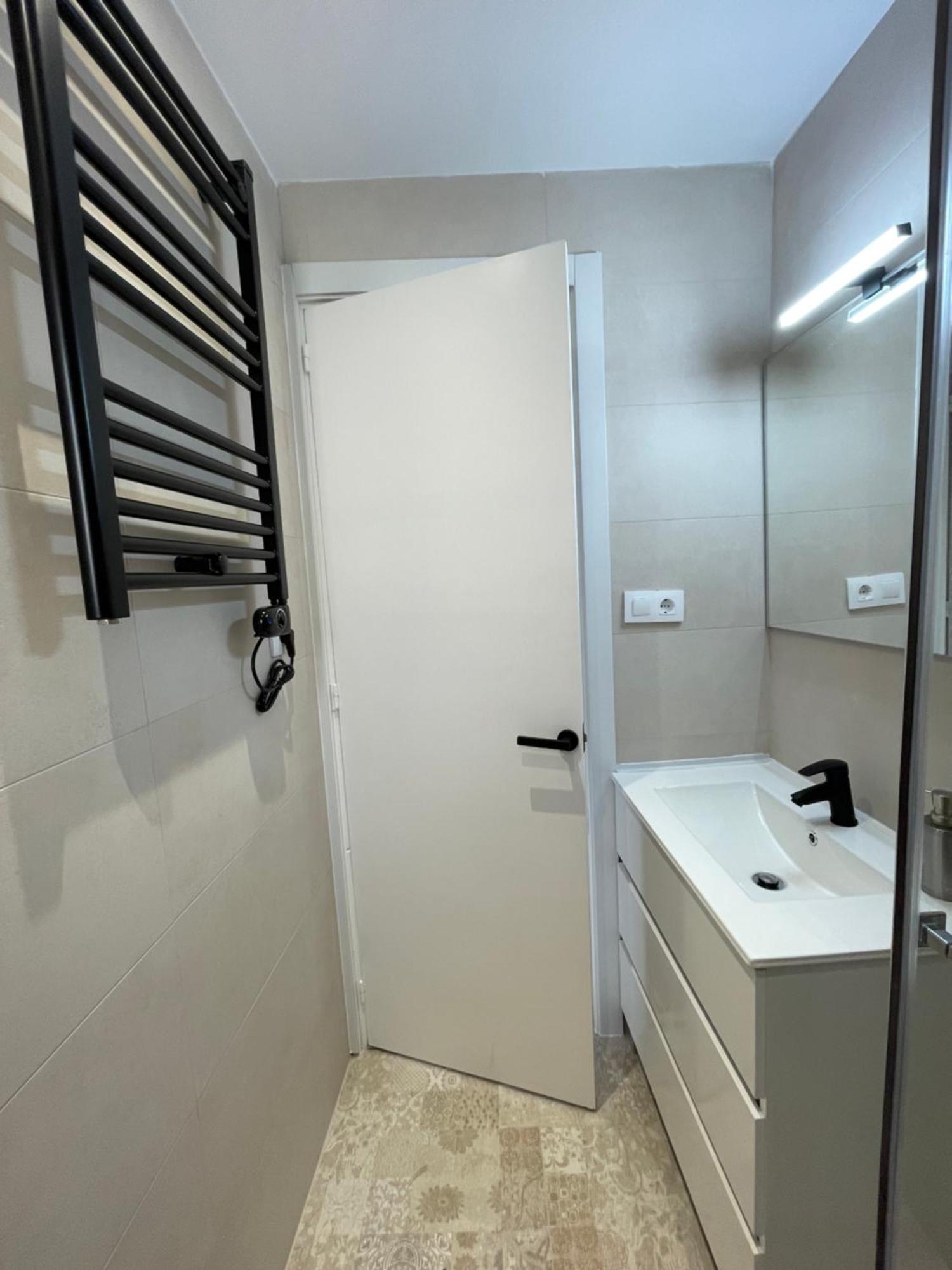 Barri Vell 4 Apartment Manresa Exterior photo